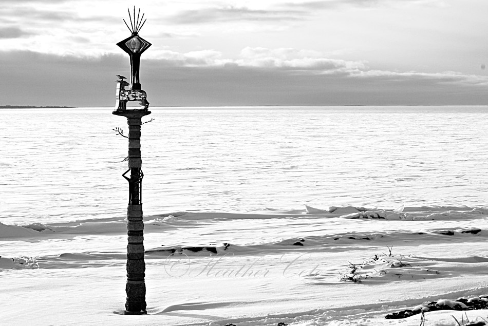 totem.pole.waterfront.2013b&w