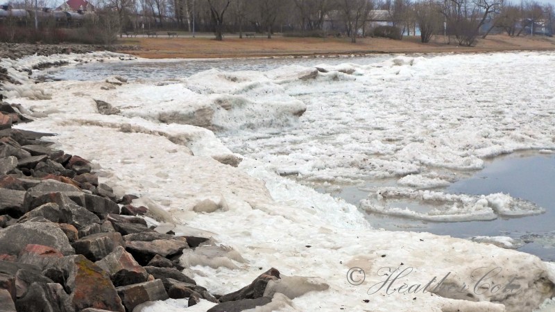 ice.lake.nipissing.2.nov. 2014